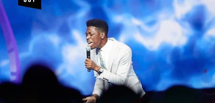 Review Video: Moses Bliss – Too Faithful